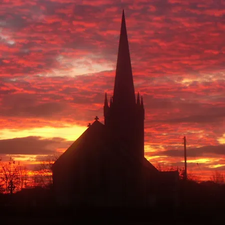 Lake Avenue House 3*