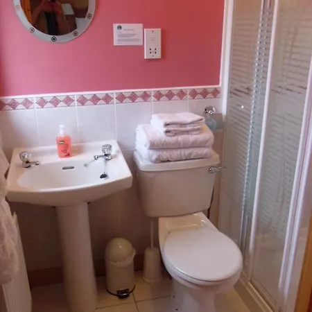 Frühstückspension Lake Avenue House 3*