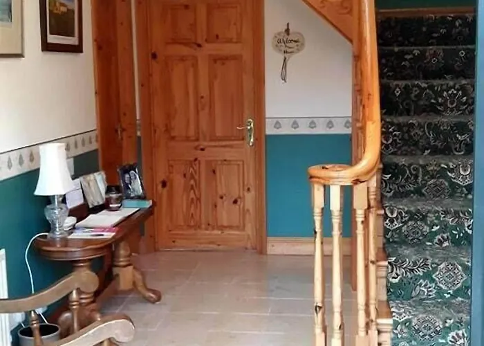 Avenue House לינה וארוחת בוקר 3*